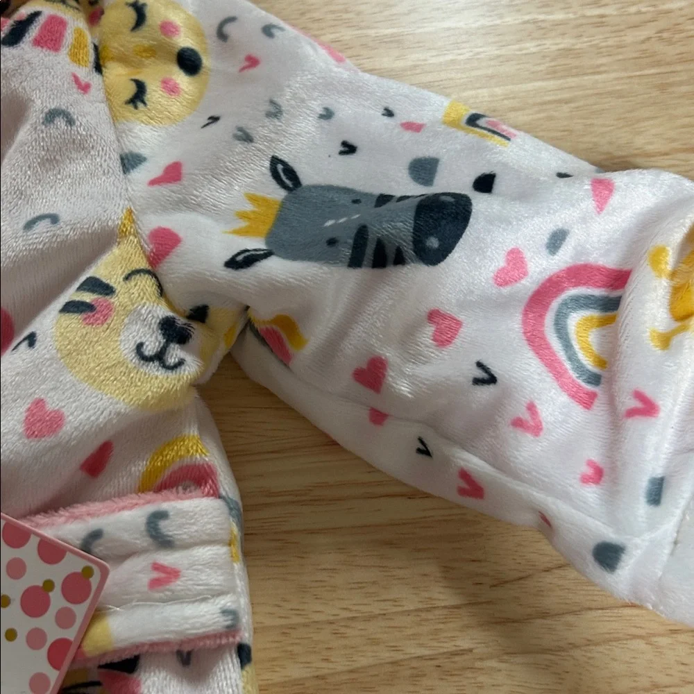 Zack & Zoey Colorful Animal Print Plush Pink and white Robe, 0-9 months NWT